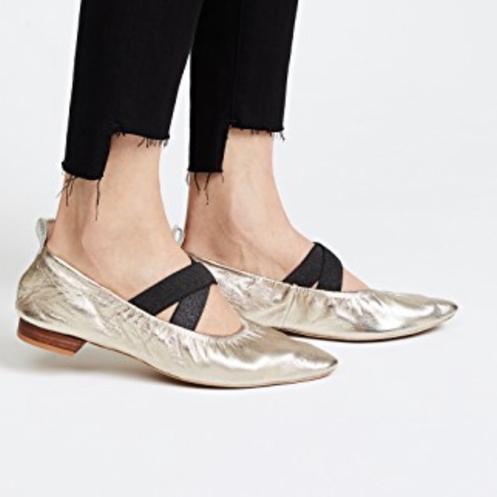 Free People size 38 metallic flats